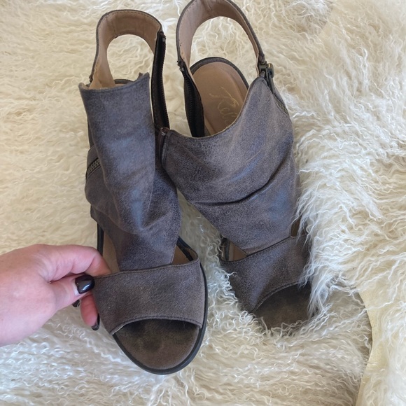 Brown faux suede open toe booties. - Picture 5 of 5